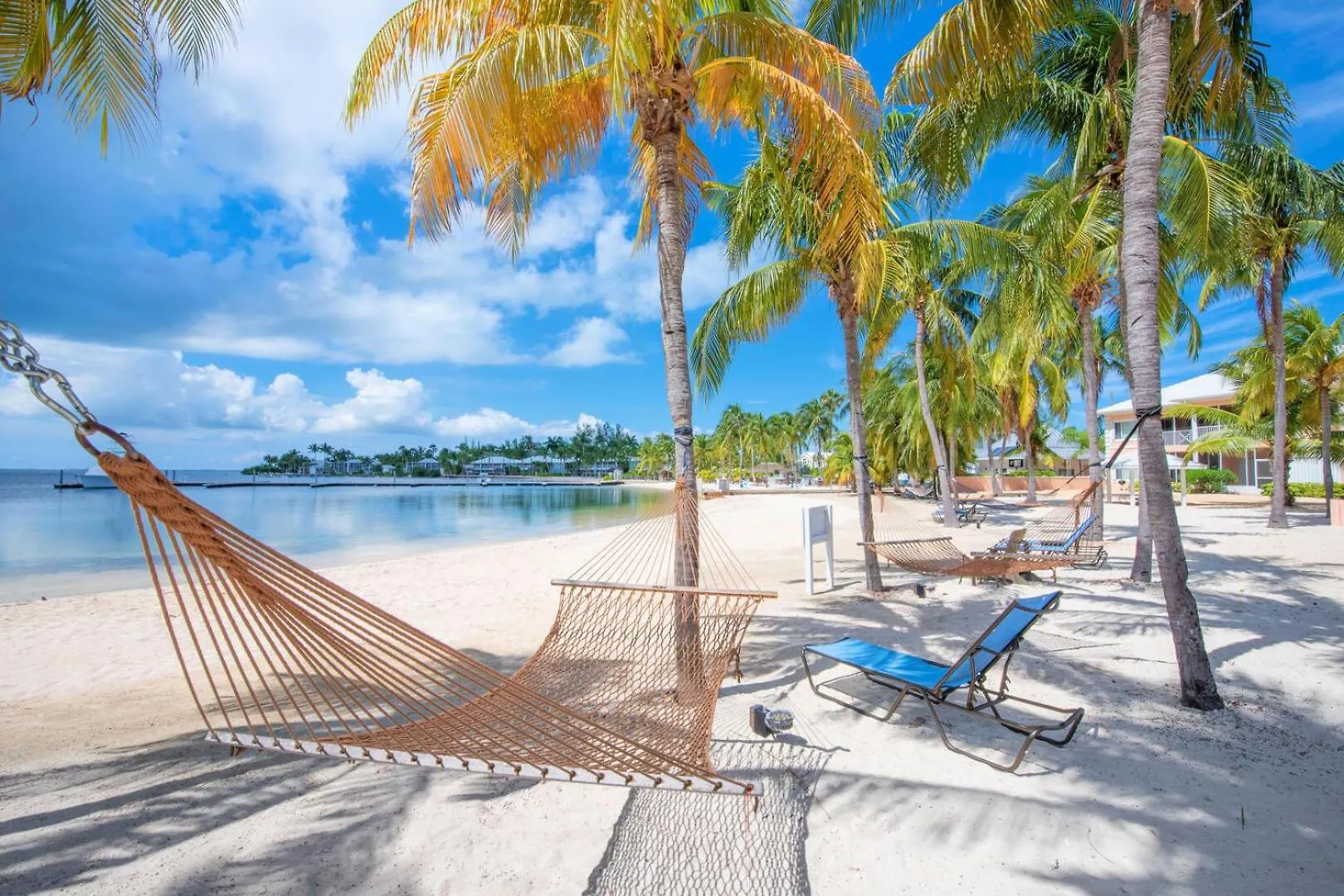 Apartment Starfish Kai - Serene Beachfront Condo With Stunning Bay Views & Resort Amenities Driftwood Village