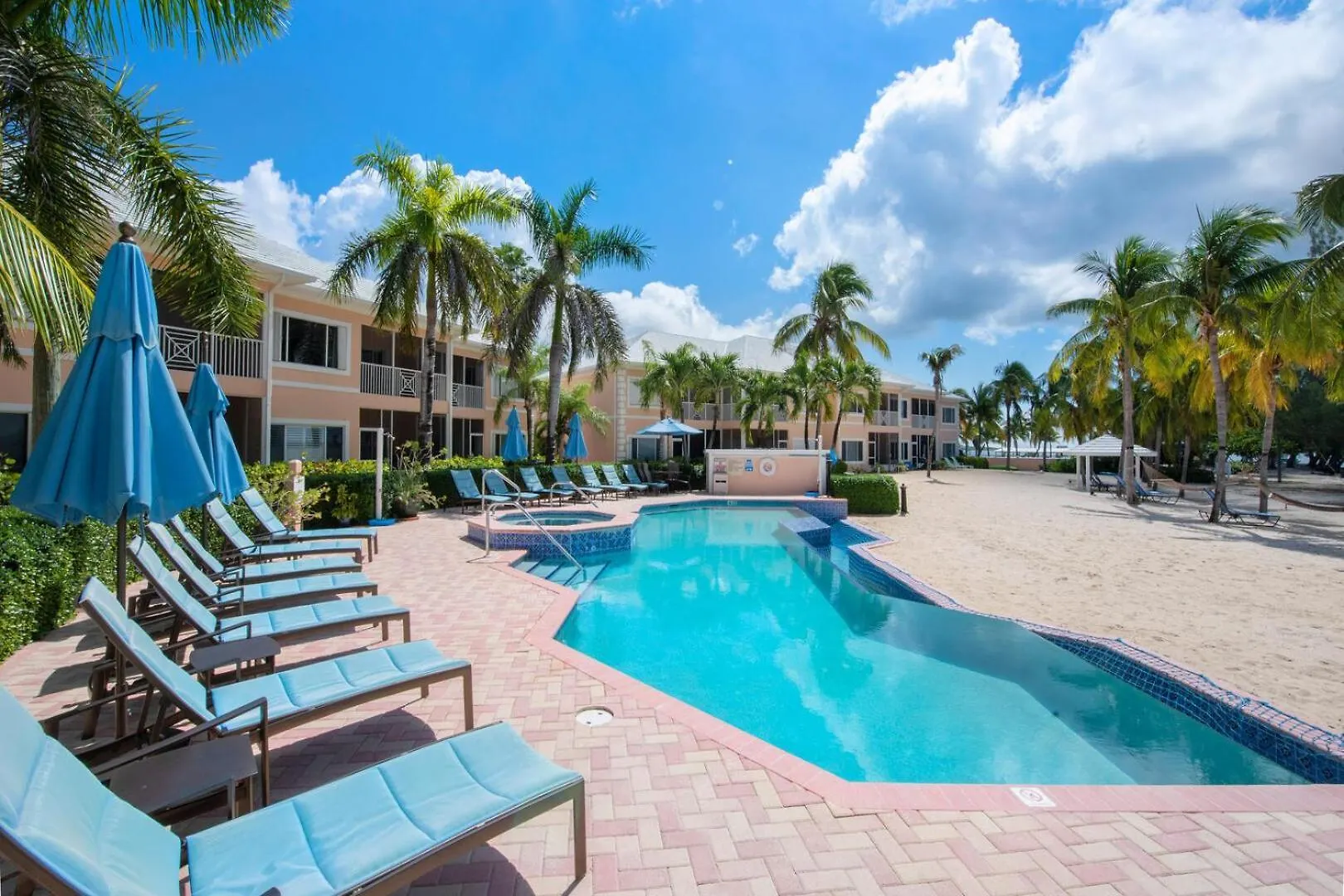 Starfish Kai - Serene Beachfront Condo With Stunning Bay Views & Resort Amenities Driftwood Village Апартаменты